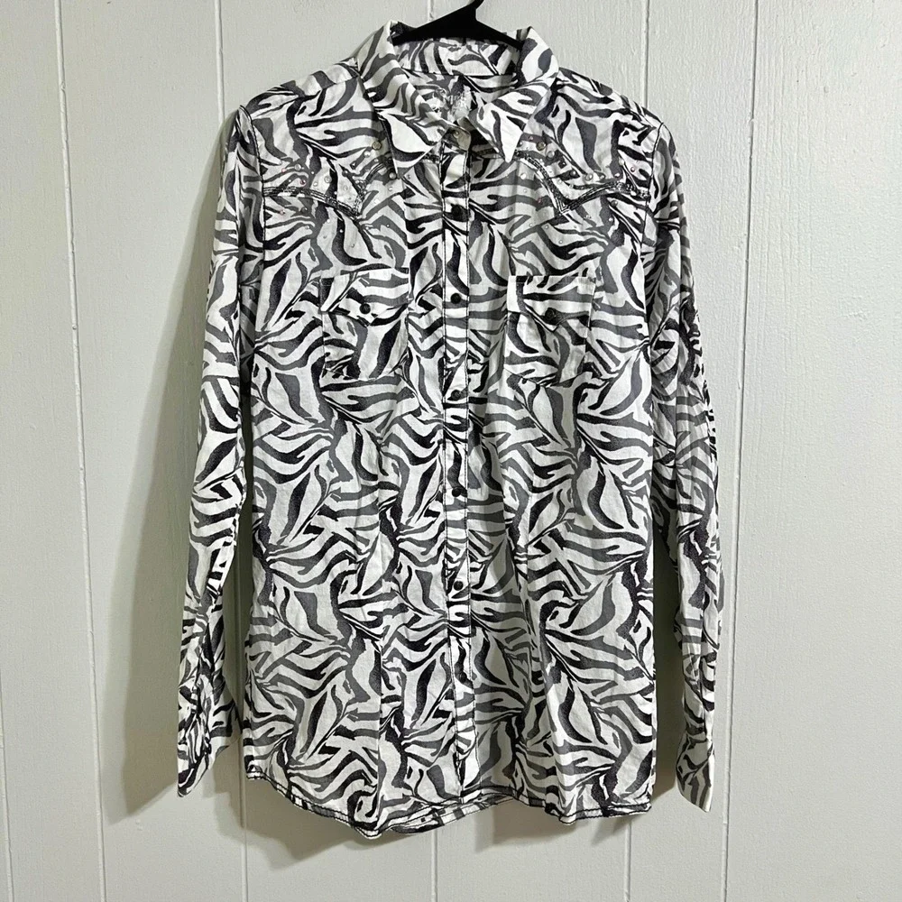 Rock 47 by Wrangler Womens Zebra Print Rhinestone Western Snap Shirt Large White